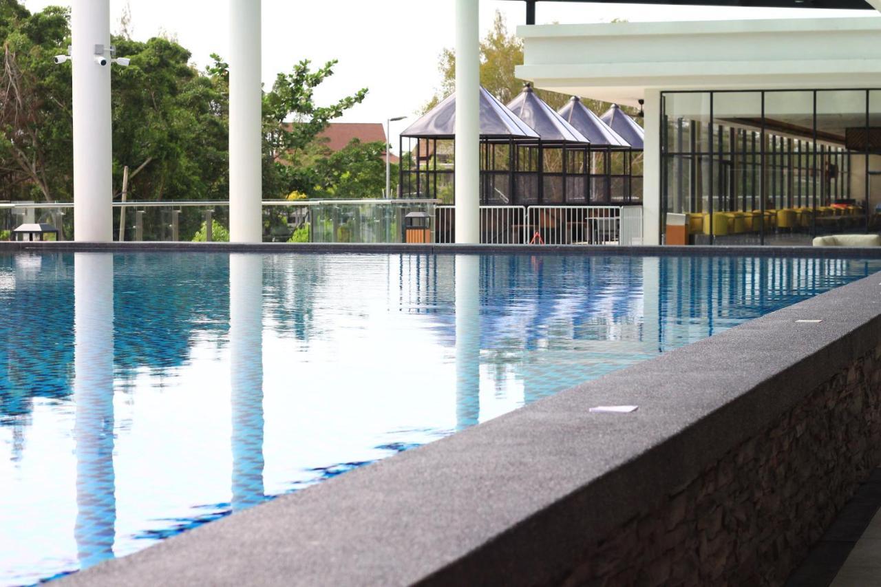Amverton Cove Golf & Island Resort Banting  Kültér fotó